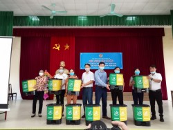 Hội ND tỉnh Nghệ An: Xây dựng mô hình điểm thu gom, phân loại, xử lý rác thải hữu cơ thành phân bón tại hộ gia đình