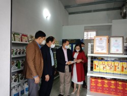 Hội ND phường Nghi Hải (Cửa Lò) khai trương điểm bán sản phẩm OCOP