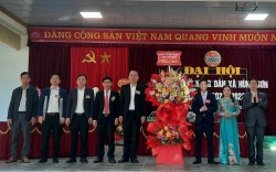 Đồng chí Chủ tịch Hội Nông dân tỉnh dự đại hội điểm xã Hùng Sơn
