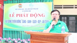 Hội Nông dân xã Quỳnh Anh chung sức xây dựng tuyến đường “Sáng – Xanh – Sạch – Đẹp – An toàn”