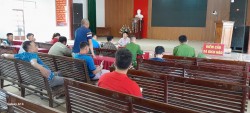 UBND, Hội Nông dân, Công an xã Bích Hào gặp gỡ, làm việc với các chủ máy gặt