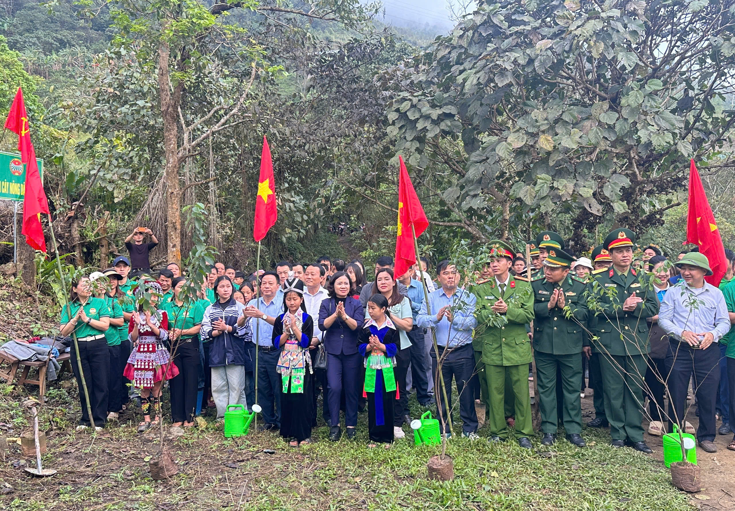 713148088919349371 5