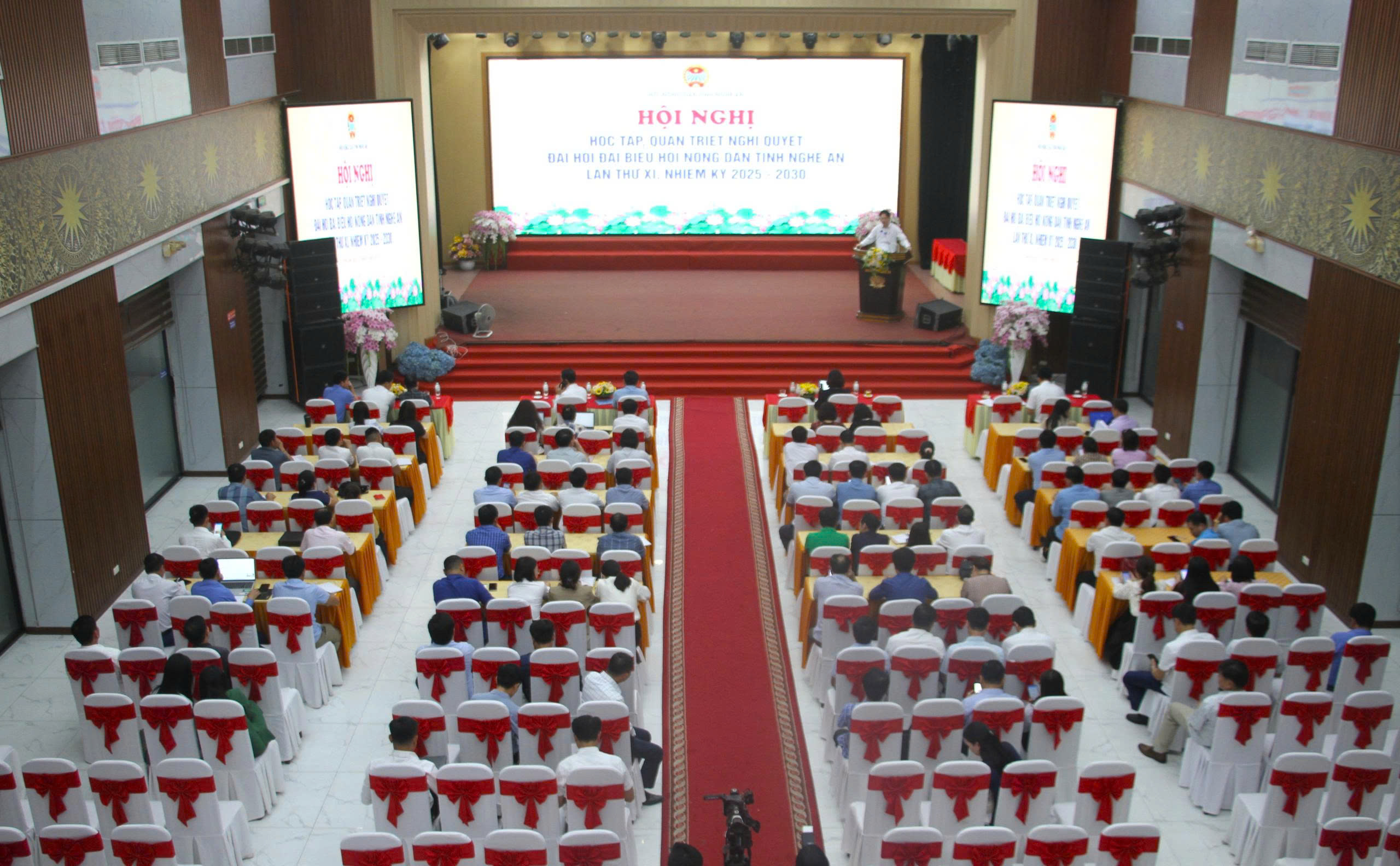 z7667848255499 630a2d38e0399611fc44c28167cce745